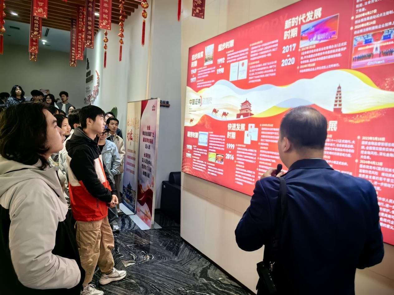 d5e5bee47570875976c287ddecb319f6